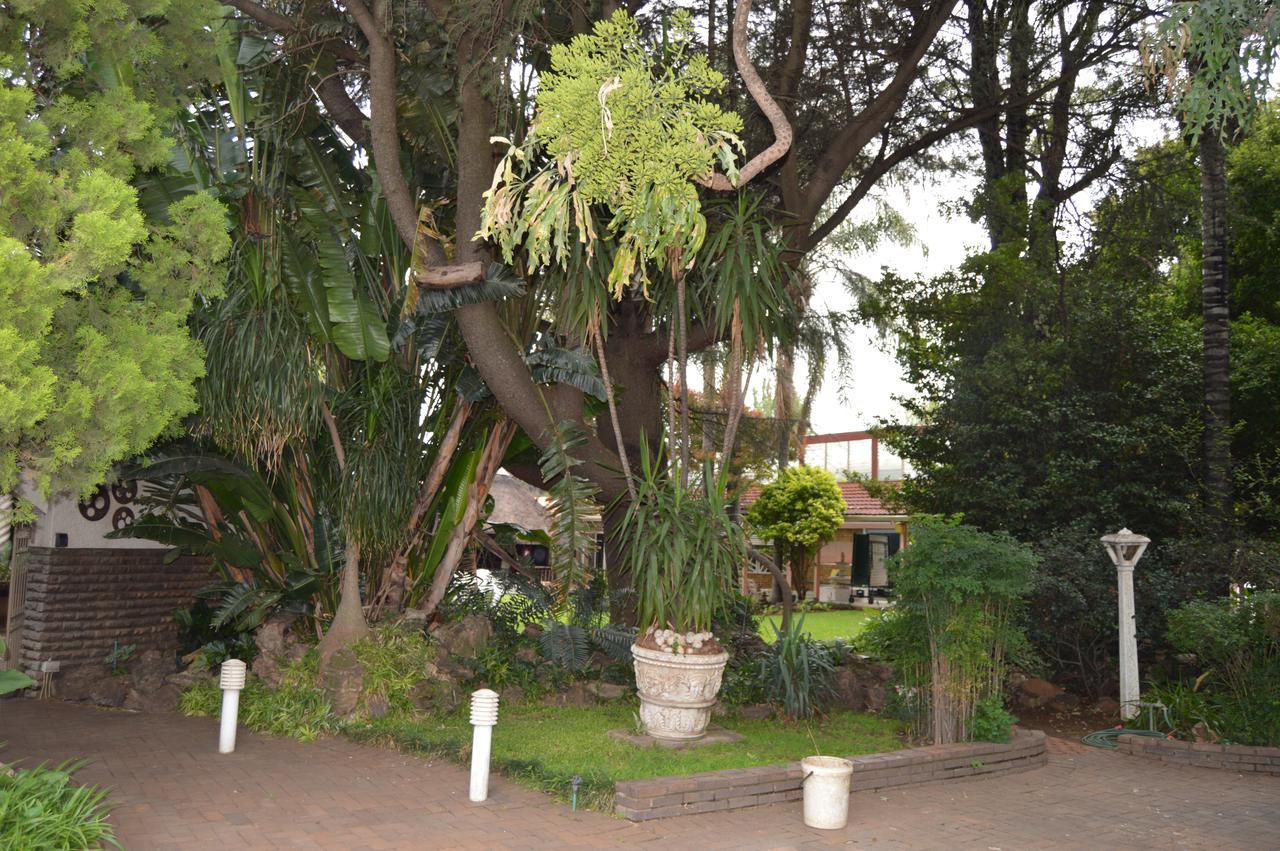 Airport Gardens Boutique Hotel Boksburg Kültér fotó