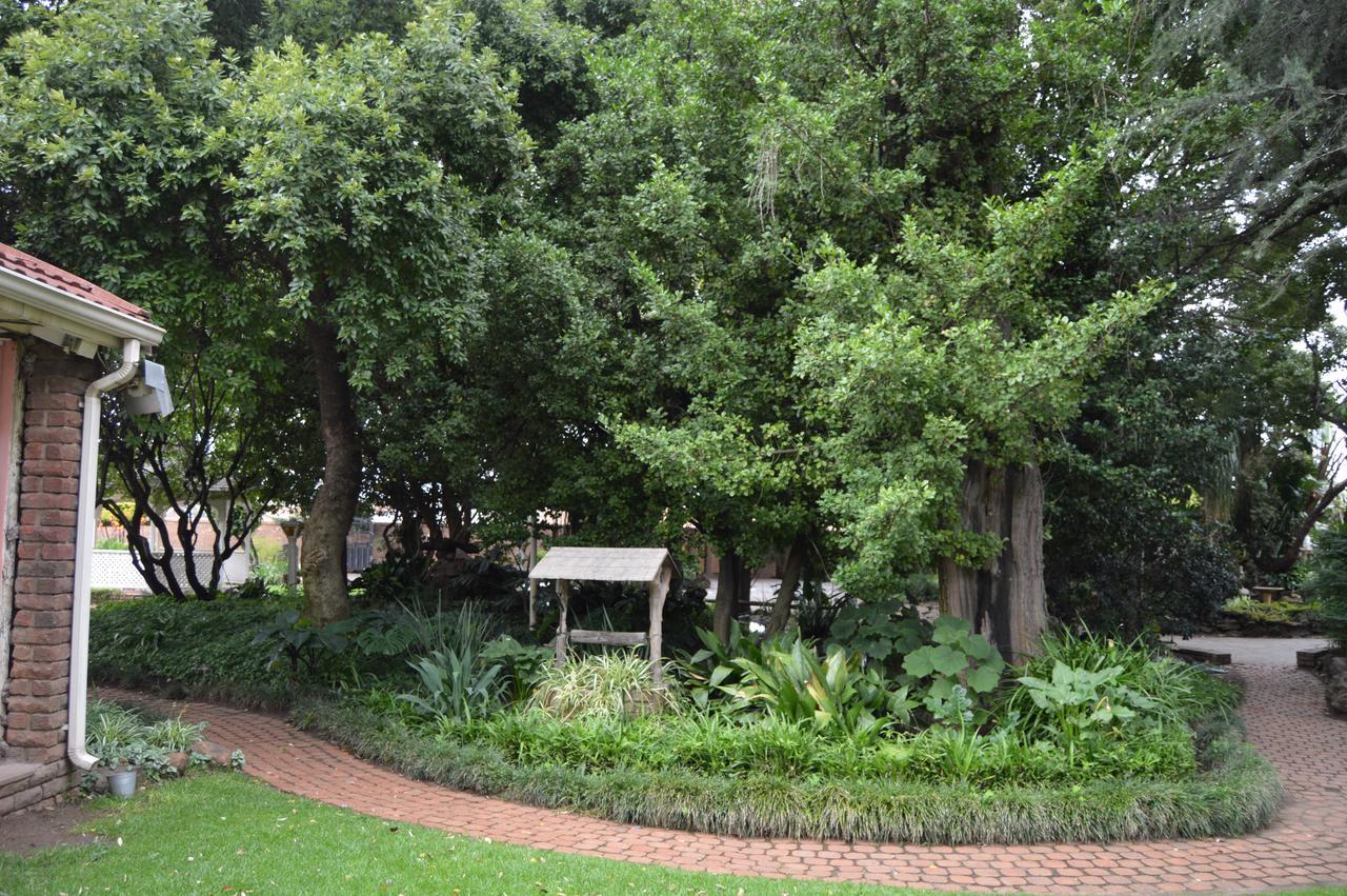 Airport Gardens Boutique Hotel Boksburg Kültér fotó