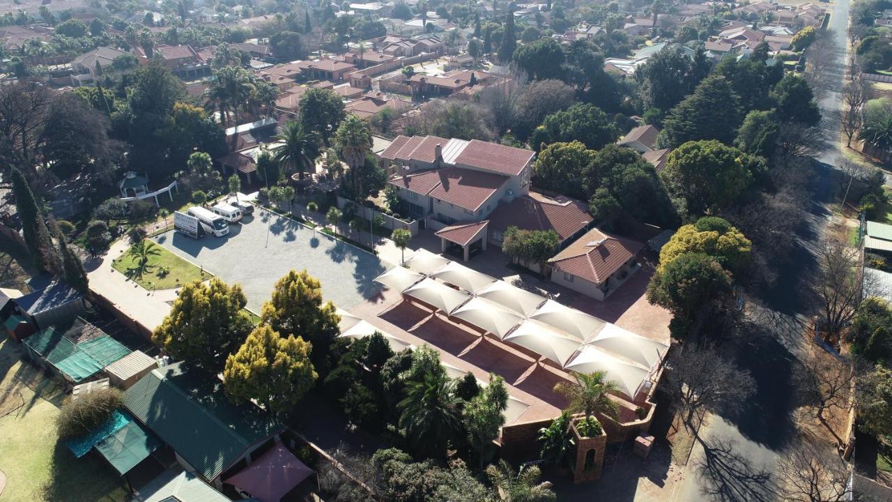 Airport Gardens Boutique Hotel Boksburg Kültér fotó