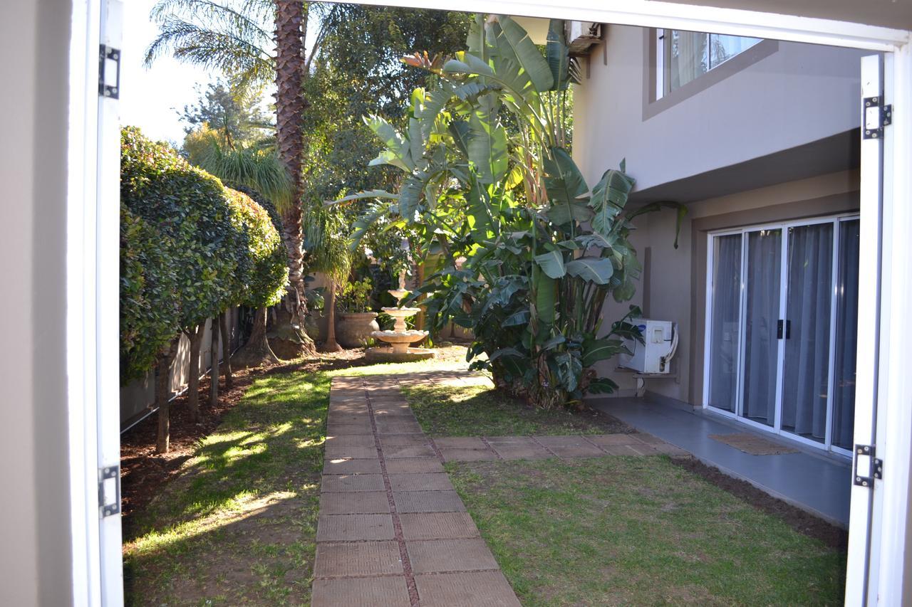 Airport Gardens Boutique Hotel Boksburg Kültér fotó