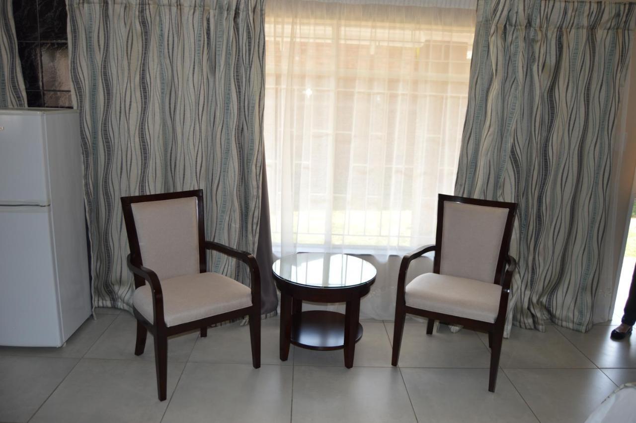 Airport Gardens Boutique Hotel Boksburg Kültér fotó
