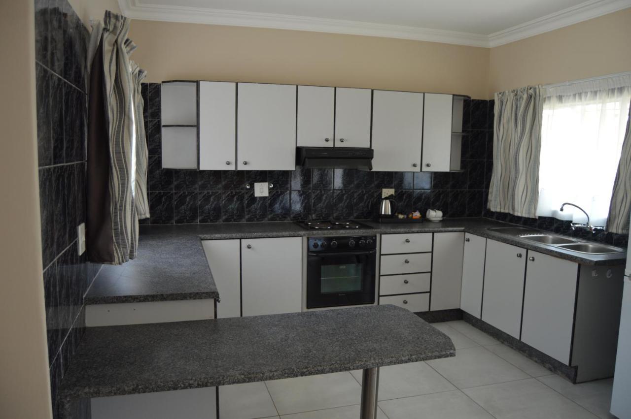 Airport Gardens Boutique Hotel Boksburg Kültér fotó