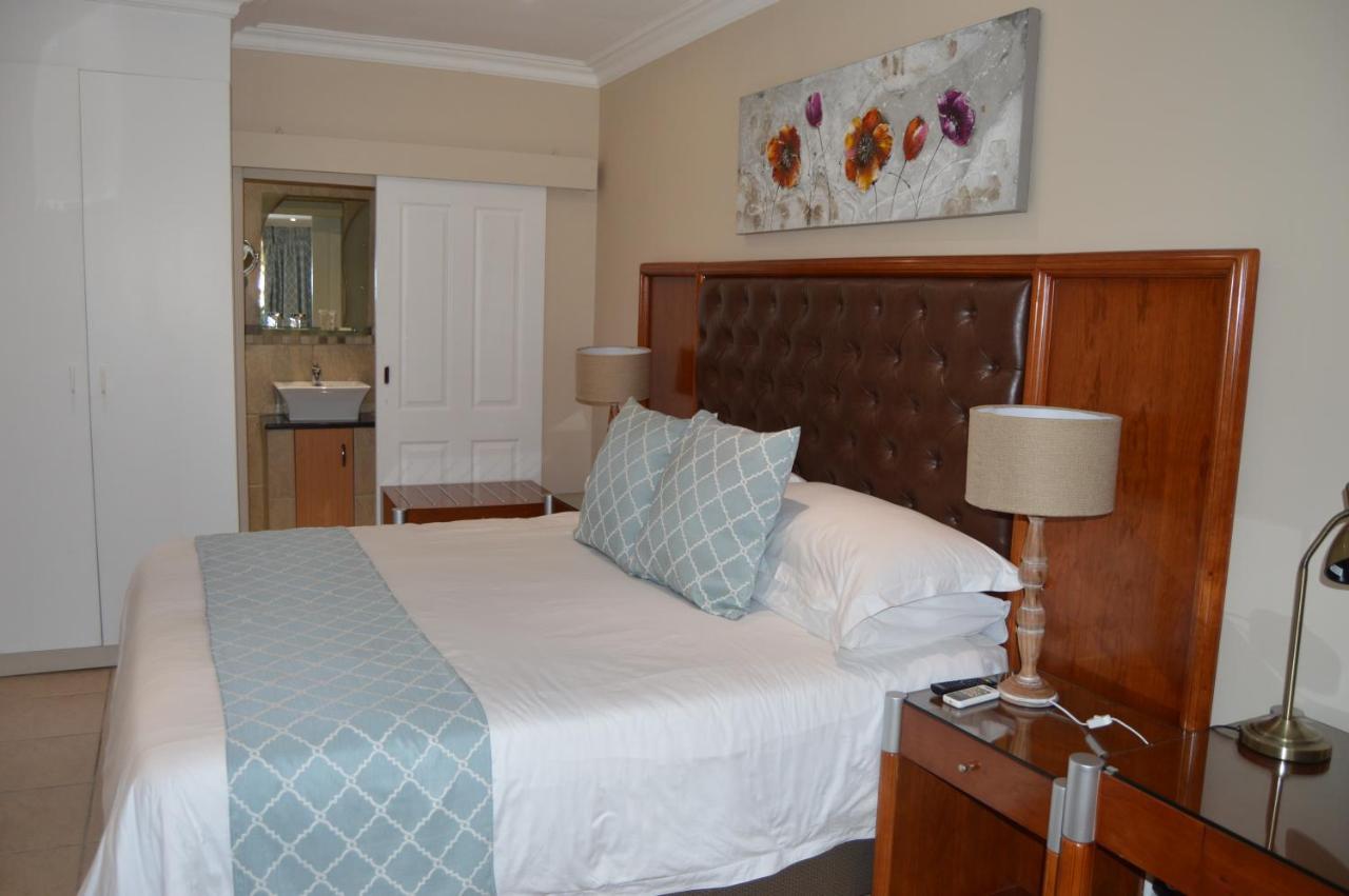 Airport Gardens Boutique Hotel Boksburg Kültér fotó